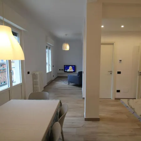 Centro By Interhome *